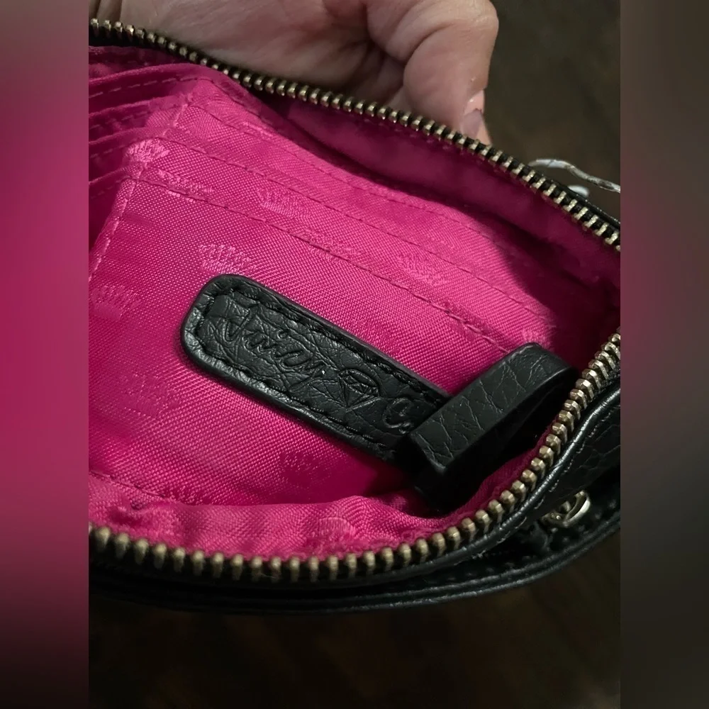 Juicy Couture wristlet